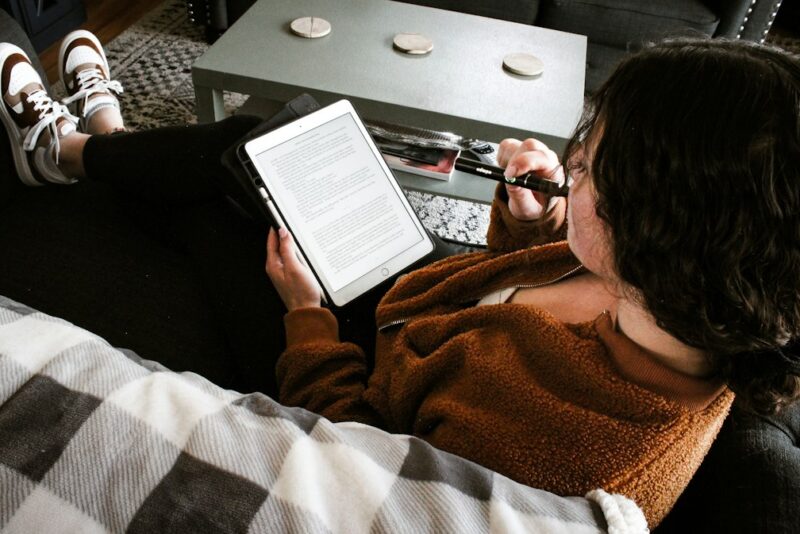 Literacy App for Adults Over 40 Years Old