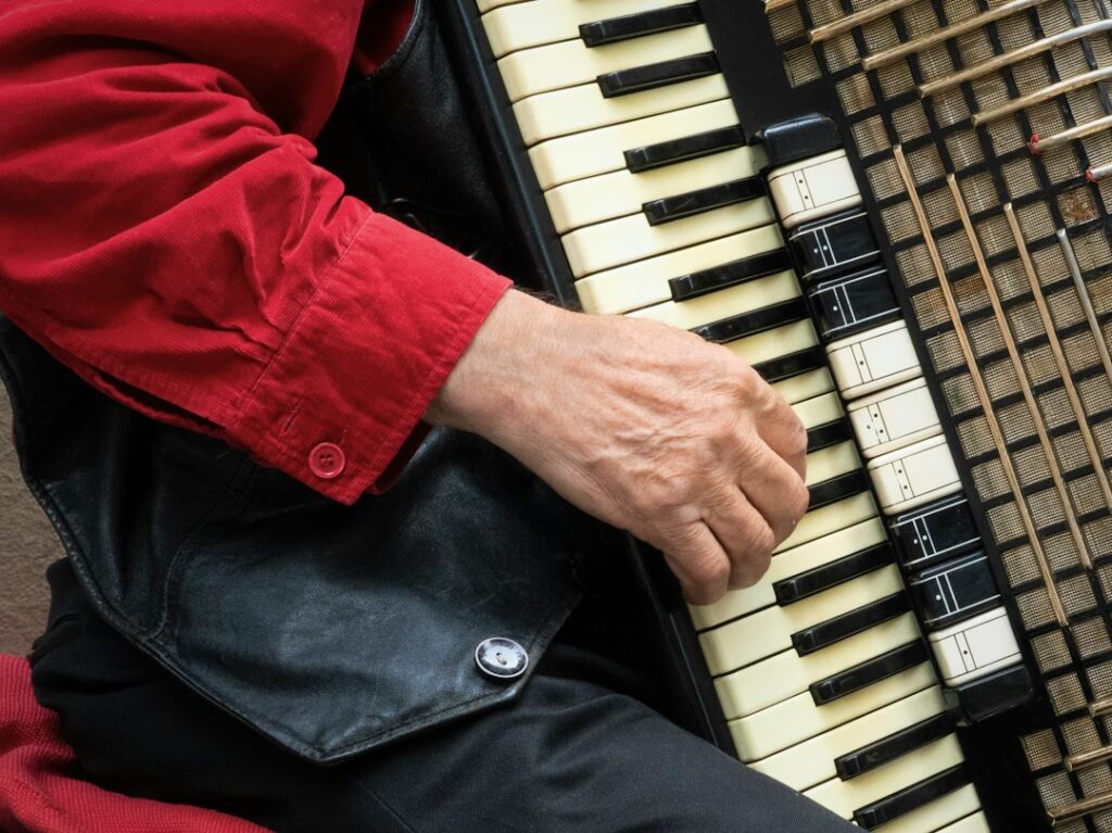Learn to Play Accordion: Best Apps for Beginners